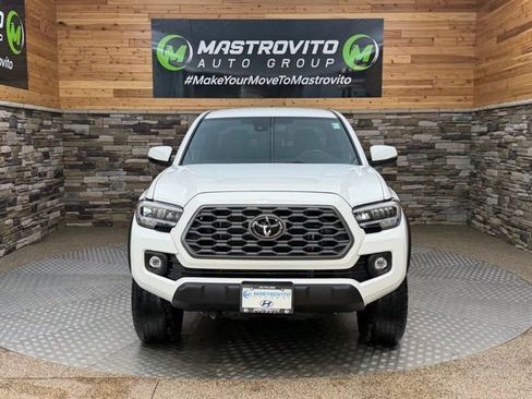 Used 2023 Toyota Tacoma TRD Off-Road AWD/4WD image 3