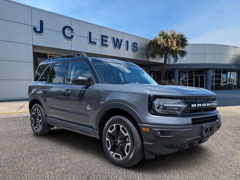 Certified 2024 Ford Bronco Sport Outer Banks AWD/4WD image 1