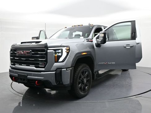 Used 2024 GMC Sierra 2500 AT4 w/ AT4 Premium Plus Package image 27