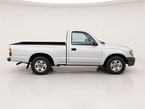 Used 2004 Toyota Tacoma 2WD Regular Cab image 5
