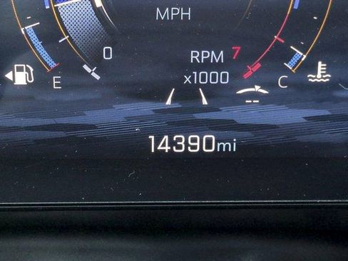Certified 2025 Chevrolet Equinox ACTIV w/ Safety and Technology Package FWD image 12