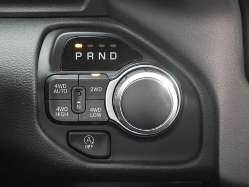 Used 2019 RAM 1500 Big Horn AWD/4WD image 19