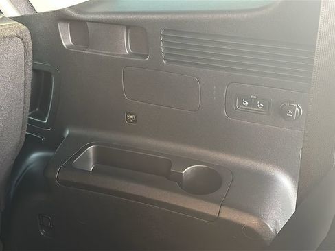 Used 2023 Kia Sorento SX AWD/4WD image 36