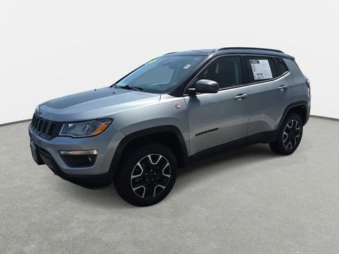 Used 2020 Jeep Compass Trailhawk image 8