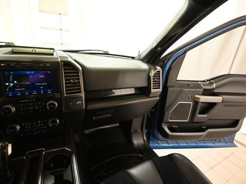 Used 2019 Ford F150 Raptor w/ Equipment Group 802A Luxury AWD/4WD image 34