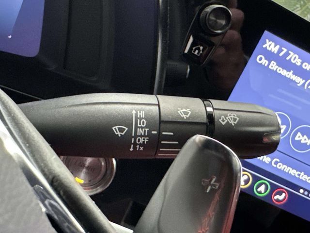 Used 2020 Chevrolet Corvette Stingray Preferred Cpe w/ 2LT Preferred Equipment Group RWD image 31