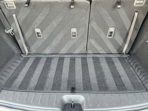 Certified 2025 Nissan Pathfinder SL FWD image 27