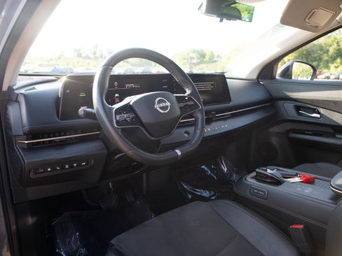 Used 2023 Nissan Ariya AWD image 27