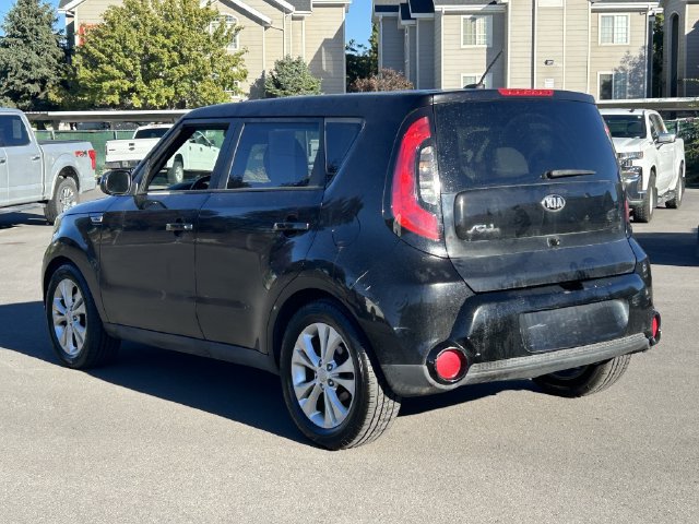 Used 2016 Kia Soul + FWD image 5