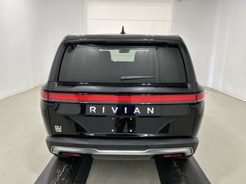 Used 2024 Rivian R1S Adventure AWD/4WD image 4