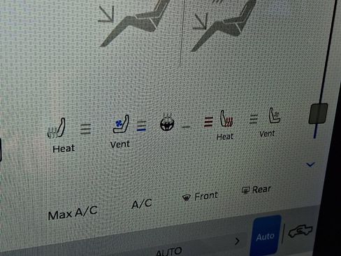 Certified 2023 RAM 1500 Limited w/ Bed Utility Group image 31