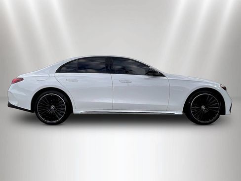 Certified 2024 Mercedes-Benz E 350 4MATIC Sedan image 4