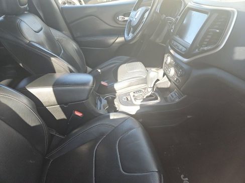 Used 2015 Jeep Cherokee Limited w/ Luxury Group image 5