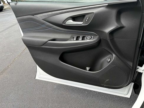 New 2026 Buick Envista Sport Touring w/ Convenience I Package FWD image 16