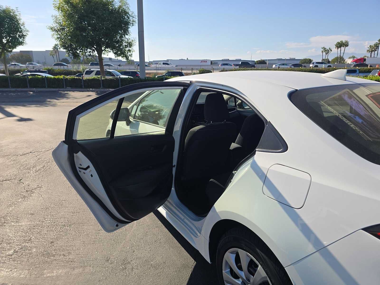 Certified 2023 Toyota Corolla LE FWD image 15
