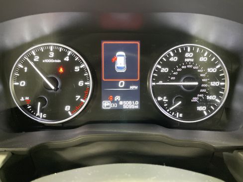 Used 2024 Subaru Crosstrek 2.0i Premium image 21