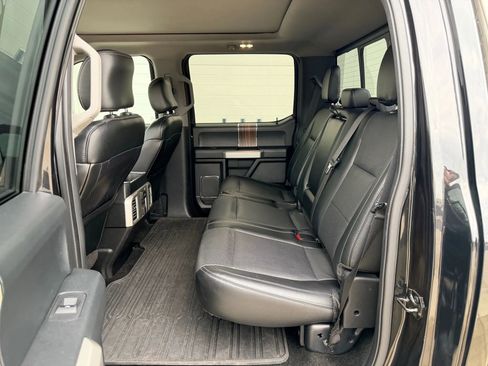 Used 2015 Ford F150 Lariat w/ Equipment Group 502A Luxury image 11