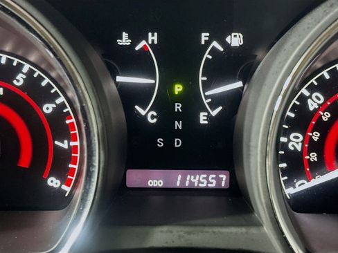 Used 2013 Toyota Highlander SE image 18