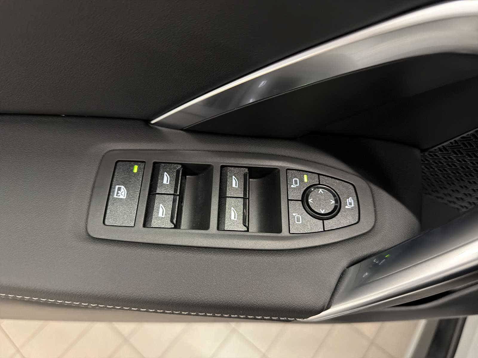 New 2026 BMW X1 xDrive28i w/ Technology Package AWD/4WD image 12