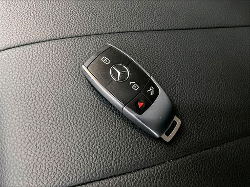 Used 2026 Mercedes-Benz GLA 250 image 12