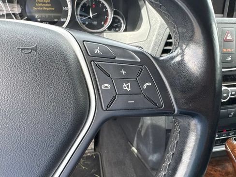 Used 2013 Mercedes-Benz E 350 Cabriolet image 23