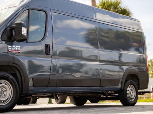Used 2019 RAM ProMaster 2500 FWD image 10