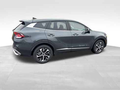 Used 2025 Kia Sportage EX image 7