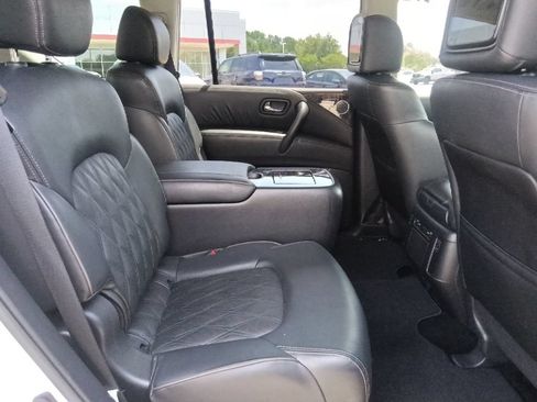Used 2022 Nissan Armada Platinum w/ Captain's Chairs Package RWD image 36