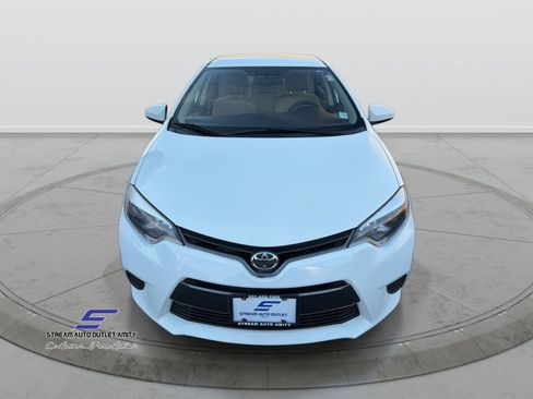 Used 2016 Toyota Corolla LE image 2