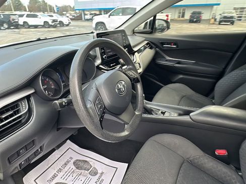 Used 2021 Toyota C-HR LE image 11