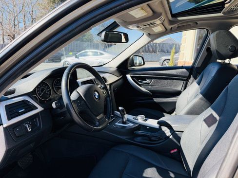 Used 2017 BMW 320i xDrive Sedan image 5