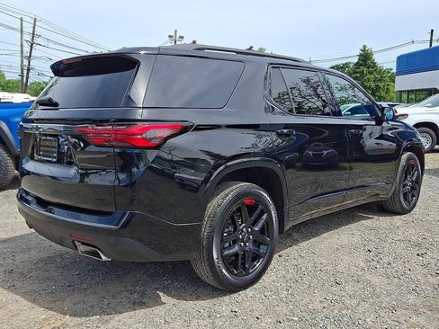Certified 2023 Chevrolet Traverse Premier w/ Redline Edition AWD/4WD image 7