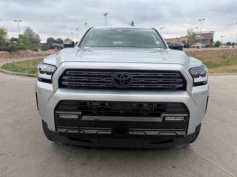 Used 2026 Toyota 4Runner Platinum AWD/4WD image 2