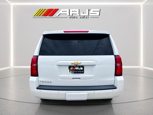 Used 2018 Chevrolet Tahoe LT w/ LT Signature Package AWD/4WD image 4