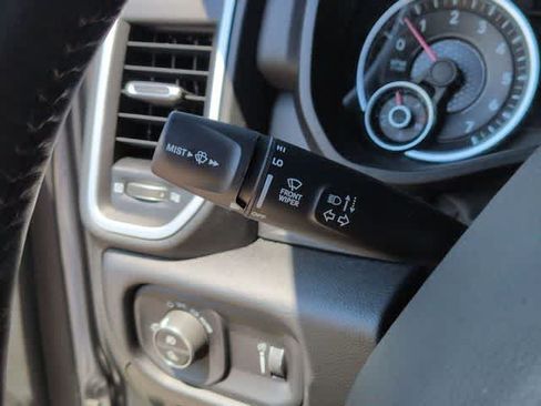 Used 2022 RAM 1500 Big Horn AWD/4WD image 26