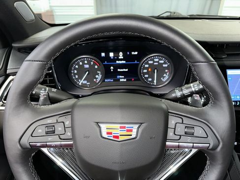 Certified 2025 Cadillac XT6 Sport w/ Technology Package image 14