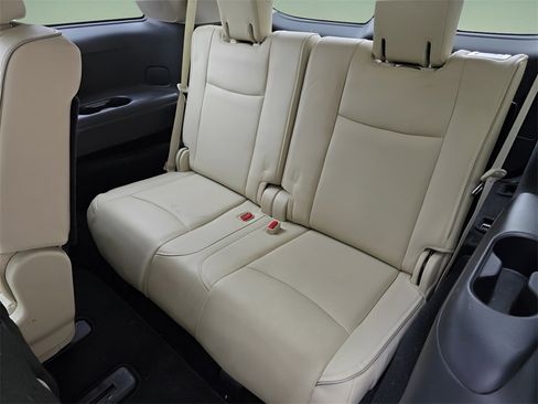 Used 2020 INFINITI QX60 Luxe w/ Sensory Package image 15