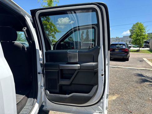 Used 2018 Ford F150 XLT w/ Equipment Group 301A Mid AWD/4WD image 22
