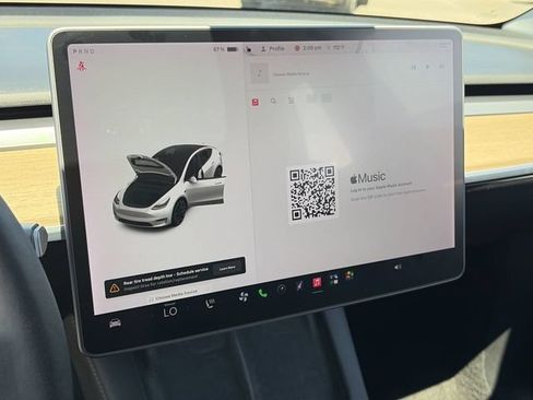 Used 2021 Tesla Model Y Long Range AWD/4WD image 25