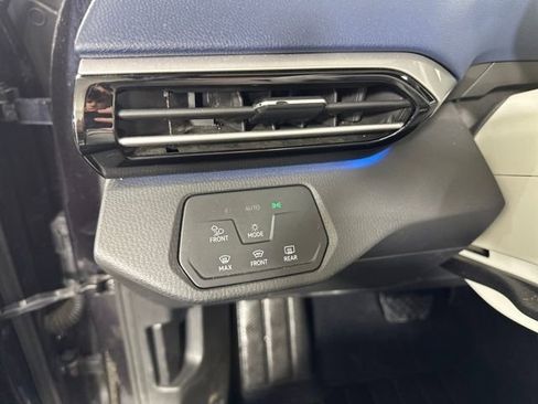 Used 2023 Volkswagen ID.4 Pro S image 19