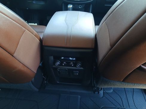 Used 2020 Chevrolet Traverse High Country AWD/4WD image 72