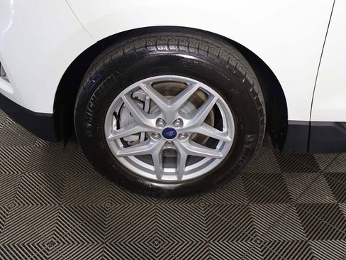 Used 2022 Ford Edge SEL w/ Convenience Package image 18