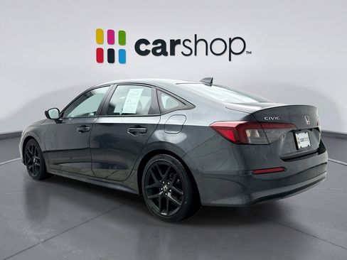 Used 2025 Honda Civic Sport image 3