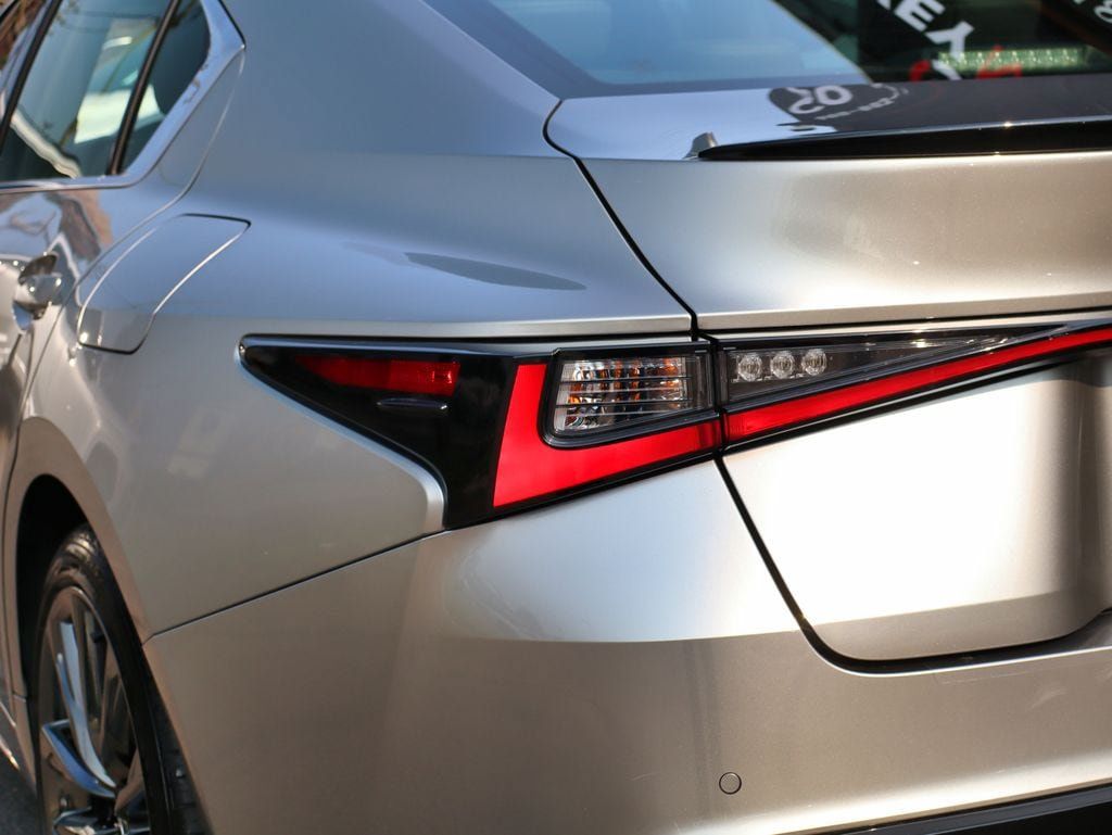 Used 2023 Lexus IS 350 F Sport AWD/4WD image 12