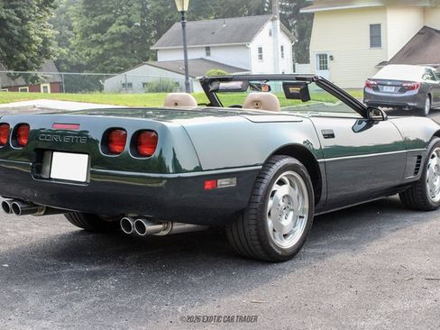 Used 1995 Chevrolet Corvette Convertible RWD image 8