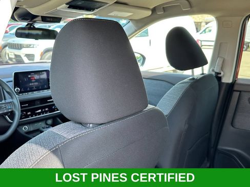 Used 2023 Nissan Rogue SV FWD image 21