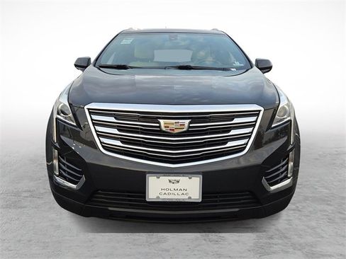 Used 2019 Cadillac XT5 AWD image 2