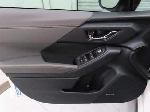 New 2025 Subaru Crosstrek 2.5i Limited w/ Crosstrek Mirror Package image 12