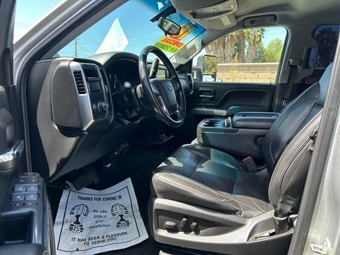Used 2018 Chevrolet Silverado 1500 LT w/ All Star Edition RWD image 36