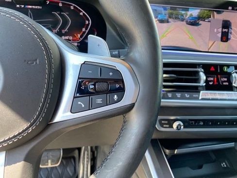 Used 2020 BMW X7 M50i image 21